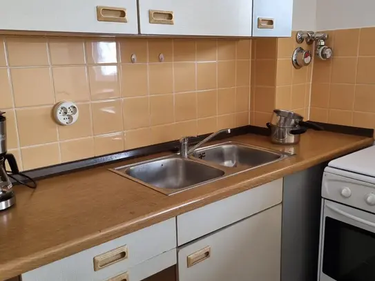 Beautiful studio apartment (Moabit) centrally located, bright and quiet