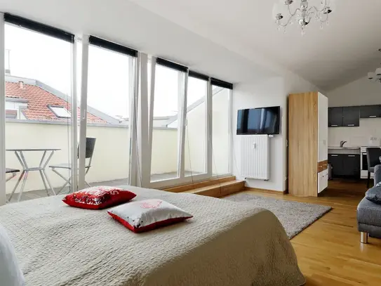 Penthouse Studio Loft with Terrace in Mitte