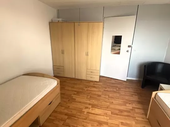 4-Zimmer Wohnung mit 6 Betten in zentraler Citylage mit Ausblick!, Heilbronn - Amsterdam Apartments for Rent