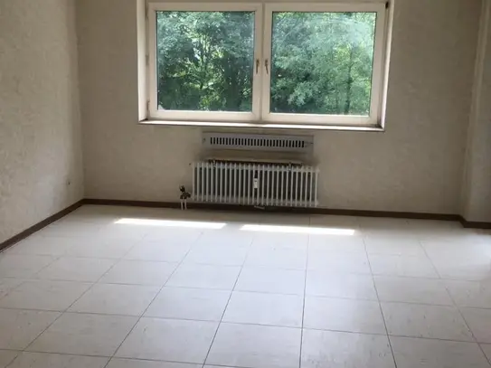 Zentrale Wohnung für 2 Personen mit WBS!