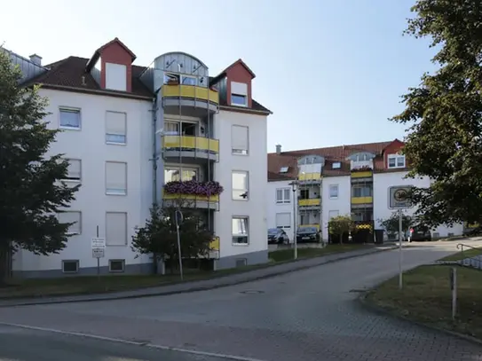 3-Raumwohnung in Planitz im 2. OG zu vermieten