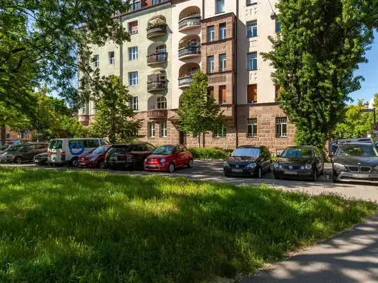 Lightflooded Apartment | 2 balconies | 3 rooms | castle & parcview, Nurnberg - Amsterdam Apartments for Rent