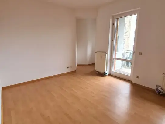 helle 2 raumwohnung mit balkon