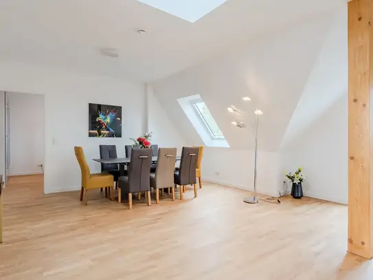 Wonderful top floor: 90m² of luxury in Berlin