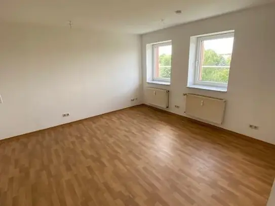 Magdeburg-Wohnen über der Stadt 2-R-Wohnung im DG in MD.-Sudenburg ca.33 m², san. Altbau, zu vermieten.