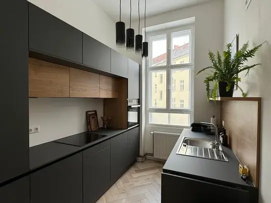 Newly renovated old building gem with stucco and designer kitchen top location Steglitz