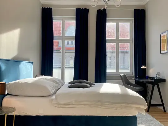 Renovated luxury apartment near Schloß Charlottenburg