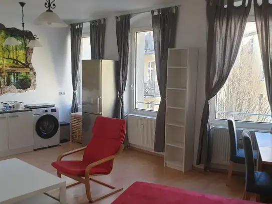 Super central single room flat in Berlin, 2 minutes away from U-Station, Berlin - Amsterdam Apartments for Rent