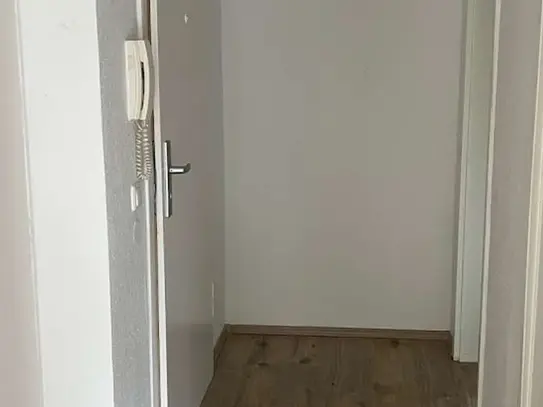 Moderne Singlewohnung mit Balkon