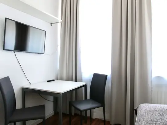 Belgian Quarter: Cozy, Furnished Apartment in Popular Location – euhabitat