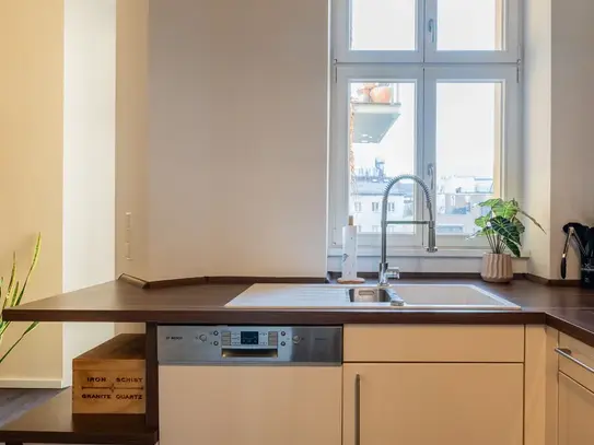 Perfect 70sqm Apartment with 2.5 Rooms in the Heart of Prenzlauer Berg