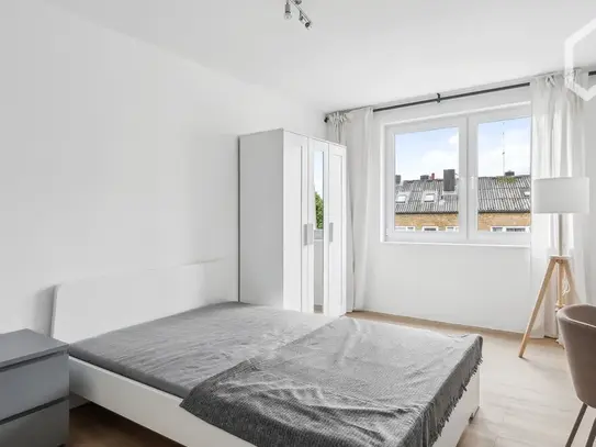 Co-Living: A bright, very modern and new quality furnished shared apartment close to Alster