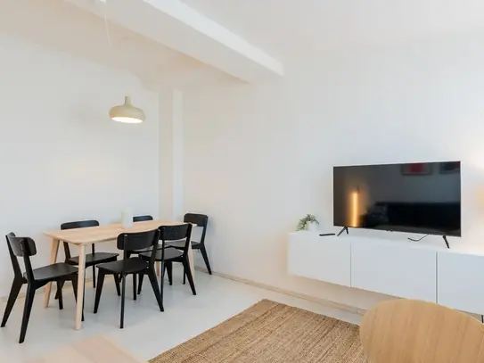 FIRST-TIME RENTAL! Perfect home in Berlin