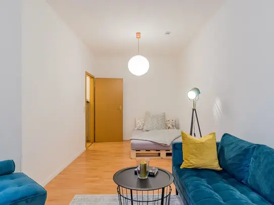 Fashionable & cozy apartment with balcony in a good location in Friedrichshain