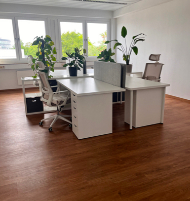 private office/Einzelbüro (32m²) für Team bis 4 Personen in modernem Workspace: hell, modern, per...