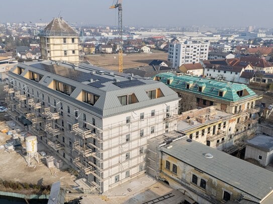 Charmanter Altbauflair trifft modernes Wohnen – 4-Zimmer-Wohnung mit Balkon in Traun!