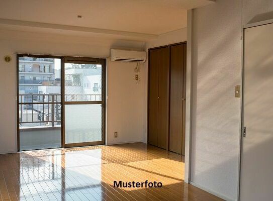 1-Zimmer-Wohnung mit Balkon und Stellplatz