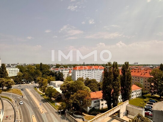 High-quality first occupancy in Kaisermühlen - metro and danube nearby