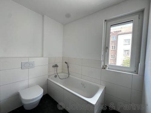 property for Rent at 01129 Dresden - 	Pieschen , Hubertusstr. 19 Typ 1.03