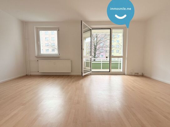 TOP • 2-Zimmer Wohnung • in Kappel • Balkon • Laminat • Bad mit Dusche • gleich anschauen & mieten!?	ID: 3165