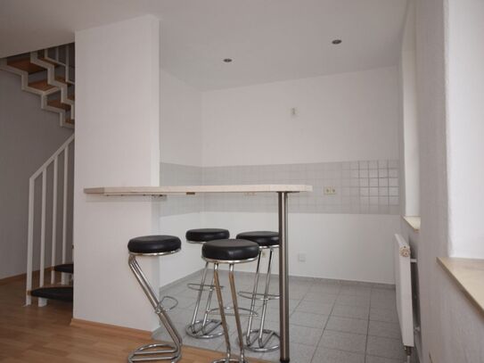 2 Zimmer • Harthau • Tageslichtbad mit Dusche • Stellplatz • offene Küche • Ruhige Lage • MIETEN!	ID: 7694