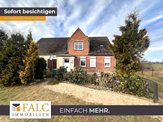 **Einfamilienhaus mit großem Grundstück in Feldrandlage - Sanierungsobjekt mit Potenzial**