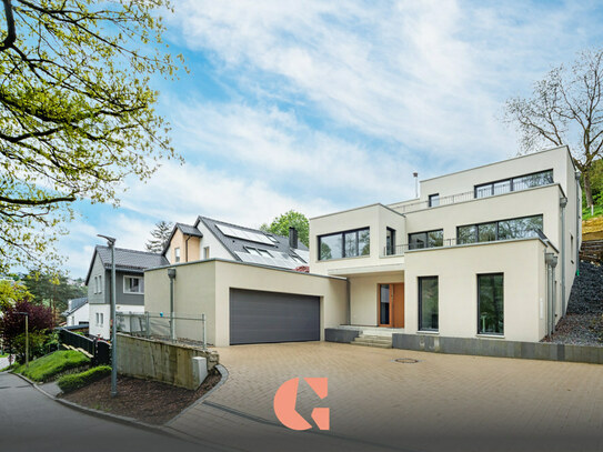 Außergewöhnliche Neubau Villa mit herrlichem Weitblick