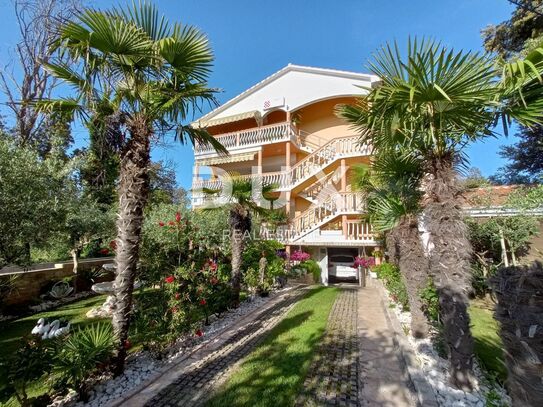 ZADAR, ZATON - Apartmentvilla am Meer