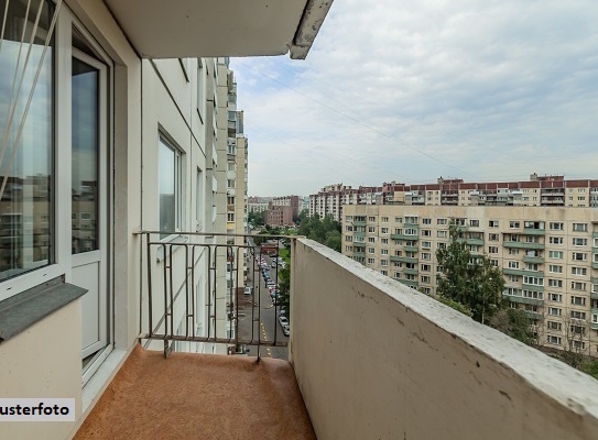 3-Zimmer-Wohnung und Balkon