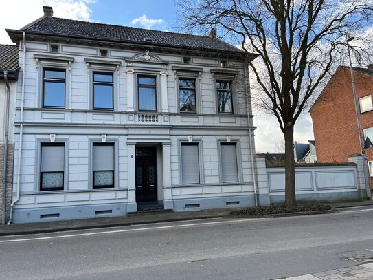 Charmantes Altbaujuwel mit Terrasse & Garage – Wohnen mit Stil in Grefrath-Oedt!