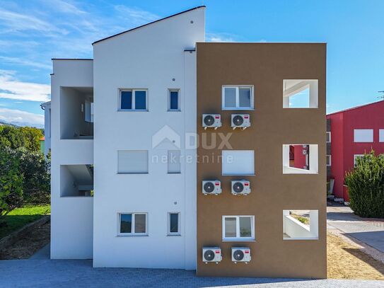 RAB ISLAND, PALIT - Wohnung in einem neuen Gebäude 1 Schlafzimmer + Badezimmer mit Parkplatz