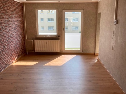 sanierte 3 Raum Wohnung mit Balkon sofort frei