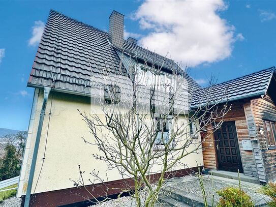 (R)eserviert!Schönes Einfamilienhaus mit großem Grundstück und traumhaften Panoramablick