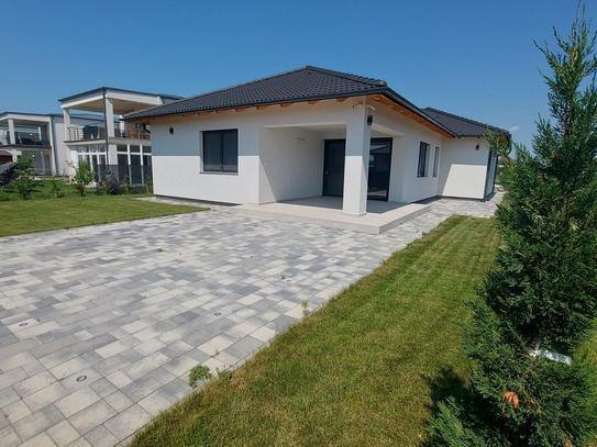 IHR UNGARN EXPERTE Einfamilienhaus Bungalow in Siófok am östlichen Südufer des Balaton