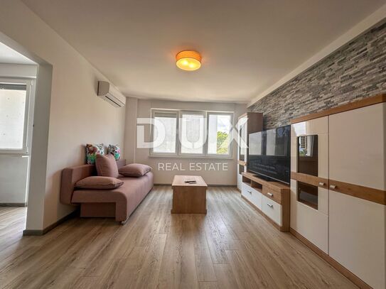 RIJEKA, SRDOČI – neu renoviertes 2 Schlafzimmer + Badezimmer, 71 m2, 1. Stock, Loggia, Meerblick