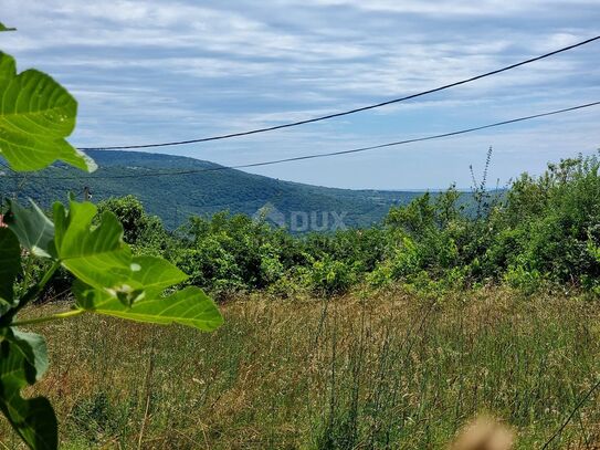 ISTRIEN, LABIN - Geräumiges Grundstück mit Panoramablick