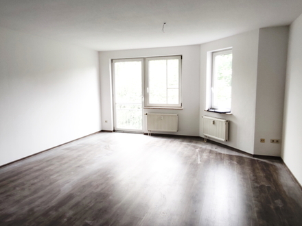 großzügige 3 Raum Wohnung ab sofort in Chemnitz Sonnenberg