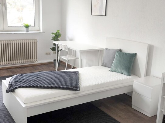 Privatzimmer in zentraler WG