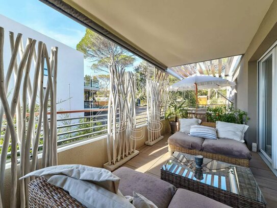 Recent 3-bedroom apartment on the top floor with terrace in Saint-Raphaël