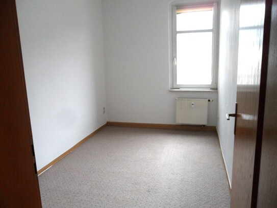 Günstige 2-Raum-Wohnung in Wilkau-Haßlau 40 m² mit Stellplatz