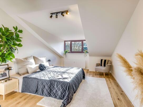 Frisch modernisierte 4-Zimmer-Maisonette-Wohnung mit Südbalkon in München-Allach