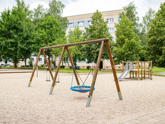 Vierraumwohnung mit Blick auf den Spielplatz!