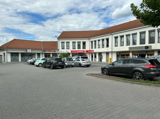 Barrierefreie Praxis/Gewerbeeinheit auf ca. 121 m² in zentraler Lage von Stadecken-Elsheim