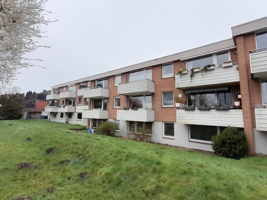 Sanierte 3-Zimmer-Wohnung mit Balkon in Rosengarten-Eckel