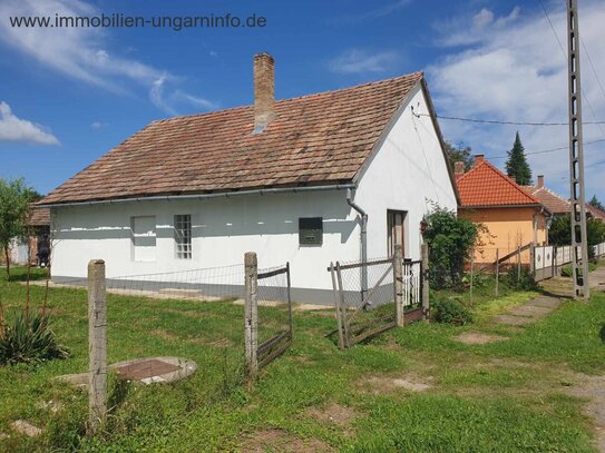 Einfamilienhaus in einem kleinen Dorf im Komitat Somogy zu verkaufen