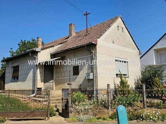 Einfamilienhaus in einem kleinen Dorf im Komitat Somogy zu verkaufen