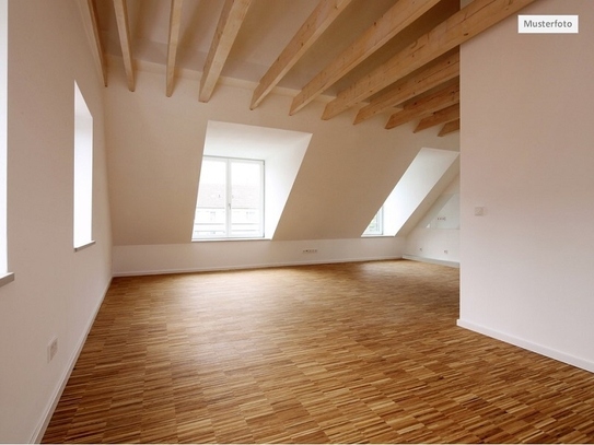 Zwangsversteigerung Etagenwohnung in 12209 Berlin, Brauerstr.