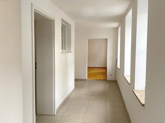 Charmantes Studio, Praxis, oder Büro in zentraler Lage in Feldkirchen-Westerham