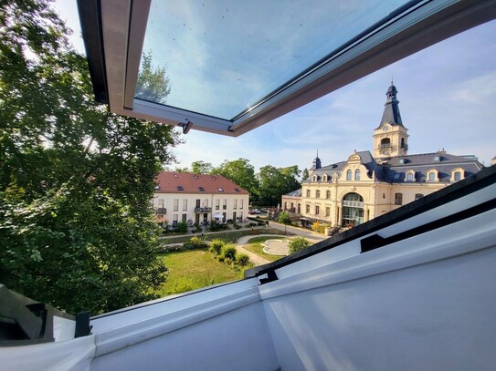 Familienfreundliches Wohnen in der Anlage "Chateau de Roon" mit Blick auf das Schloss