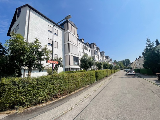 Schöne Dachgeschosswohnung in ruhiger Lage von Dachau zu verkaufen!